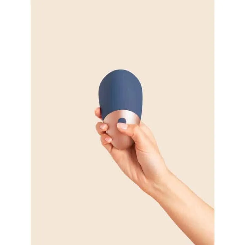 Deia The Arouser Pulsating External Silicone 10 Vibration Stimulator Blue