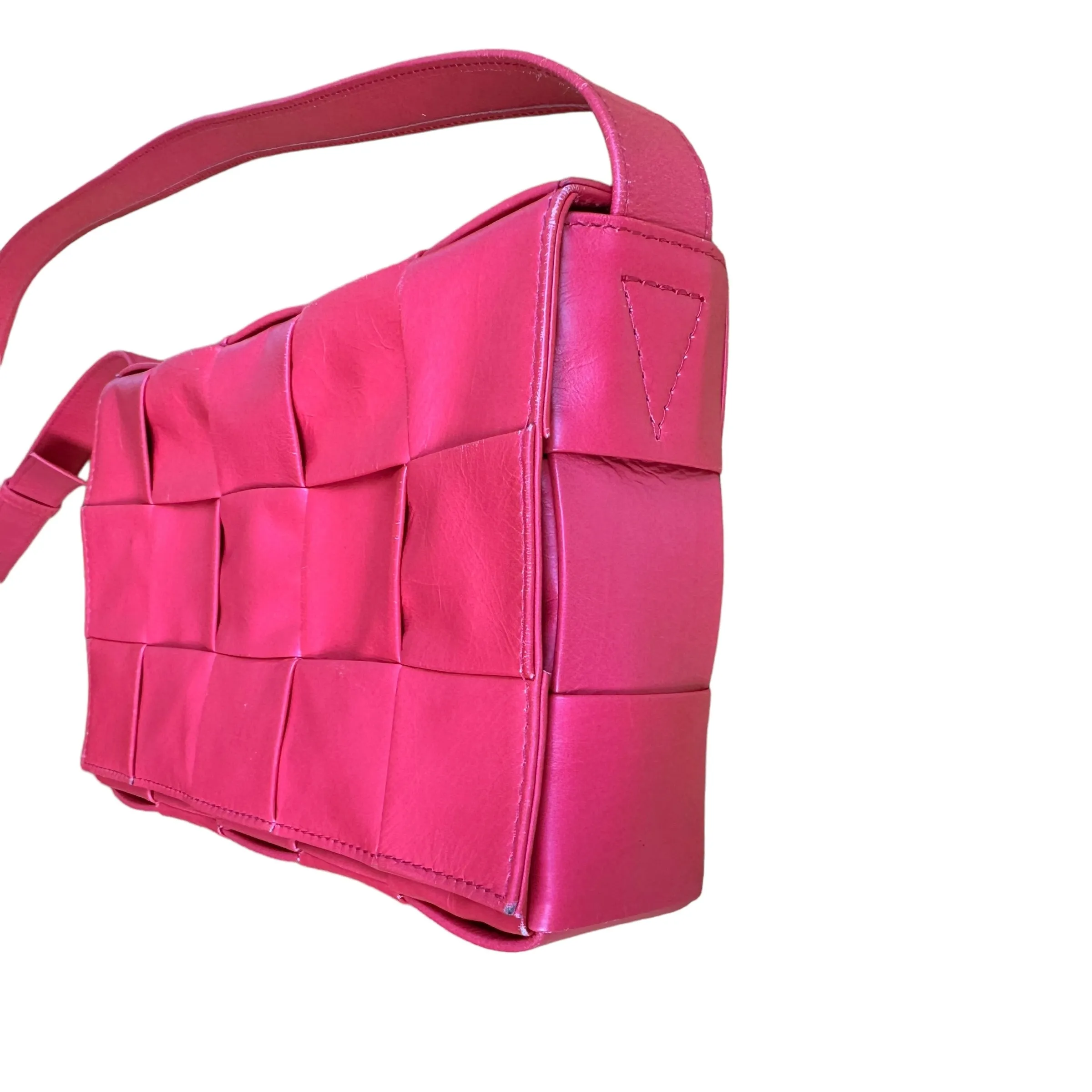 Fuchsia Cassette Bag