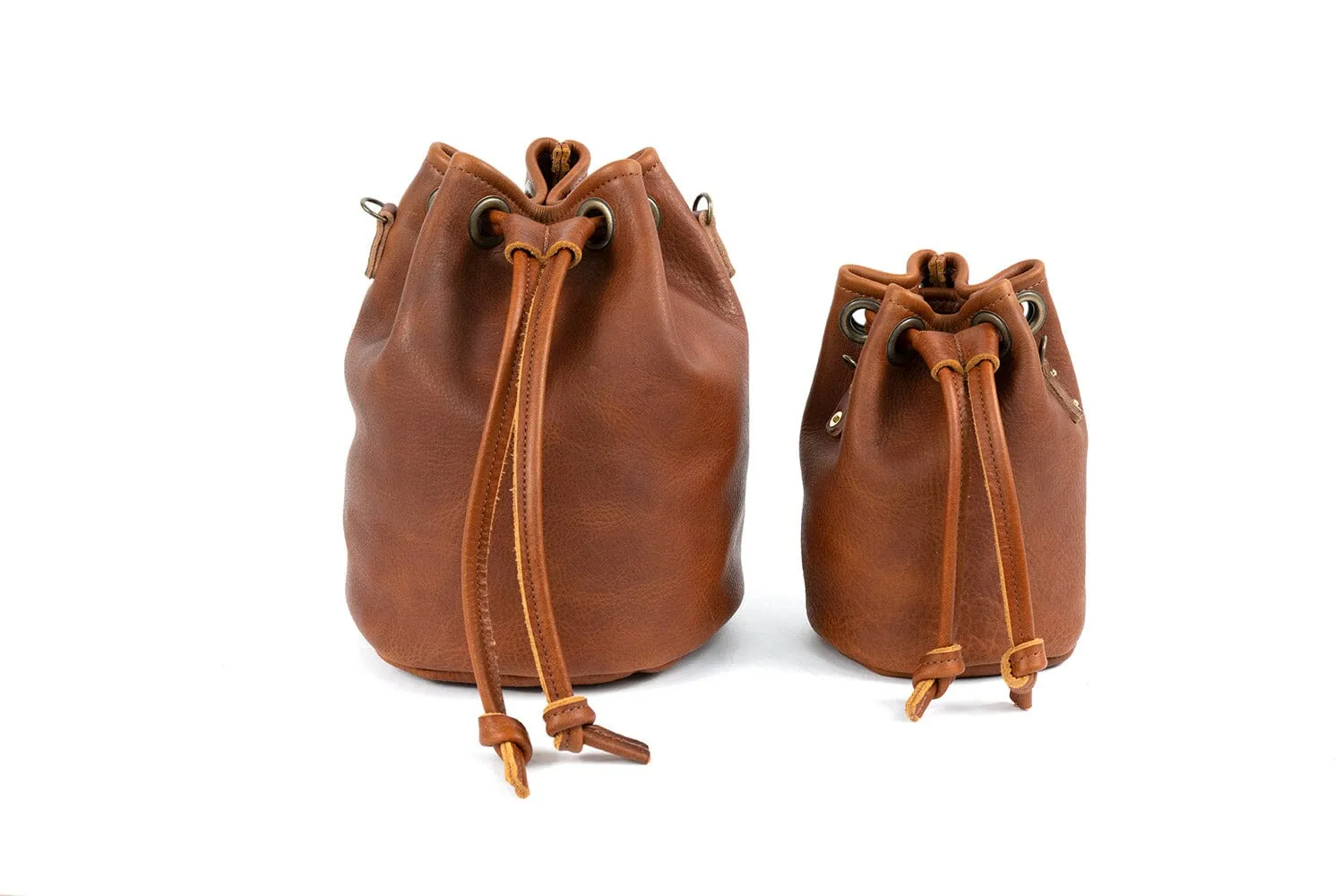 LEATHER BUCKET BAG - LARGE - GRAPE BISON