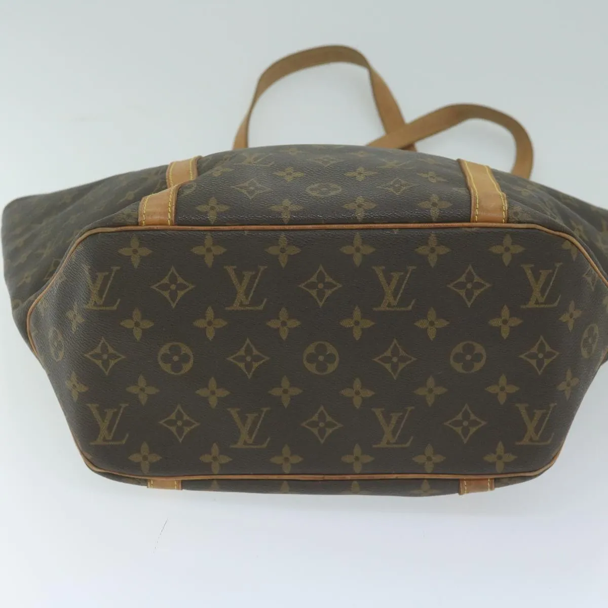 Louis Vuitton Shopping