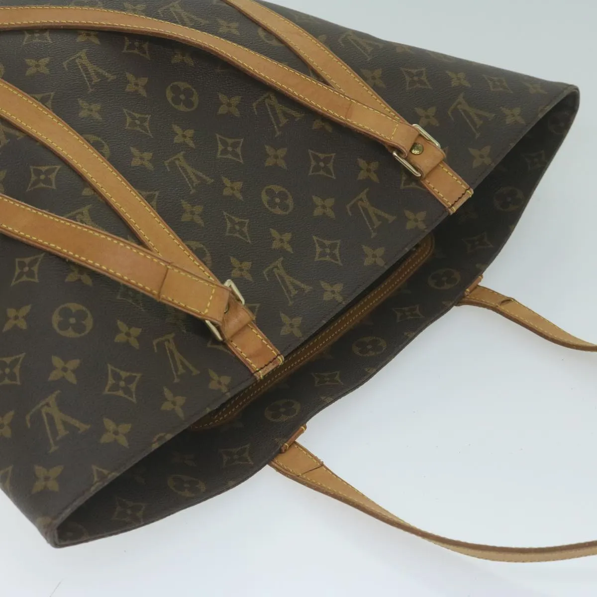 Louis Vuitton Shopping