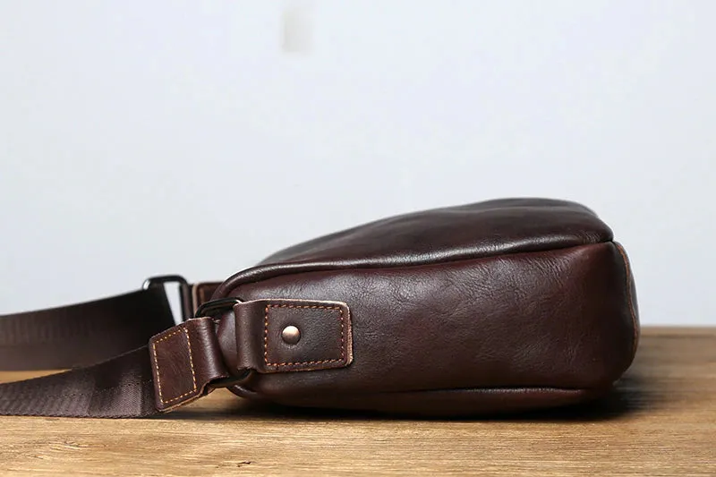 Vintage Vegetable Tanned Leather Zipper Shoulder Bag